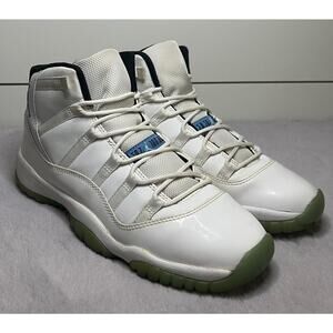 Jordan 11 Retro High Legend Blue US 7Y (Authentic & Great Condition- No Damage)